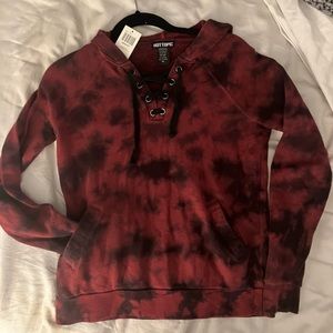 Hot topic goth lace up hoodie black red tye dye pullover-xs